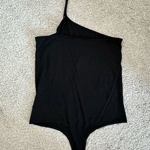BB Dakota x Steve Madden One Shoulder Bodysuit